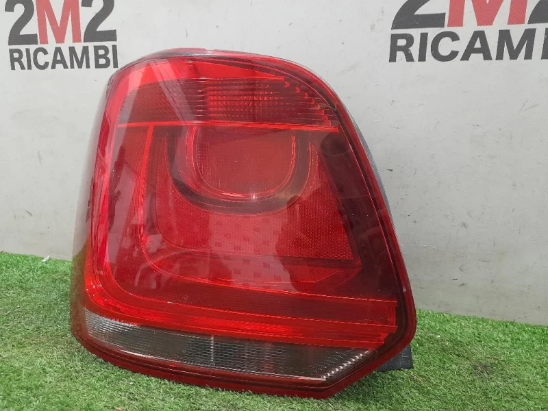 Fanale POST SX 6R0945095 Volkswagen POLO VI 2009