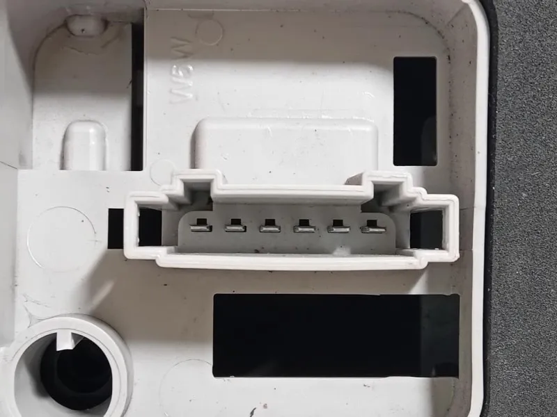 Fanale POST SX 6R0 945 257 A Volkswagen POLO VI 2009