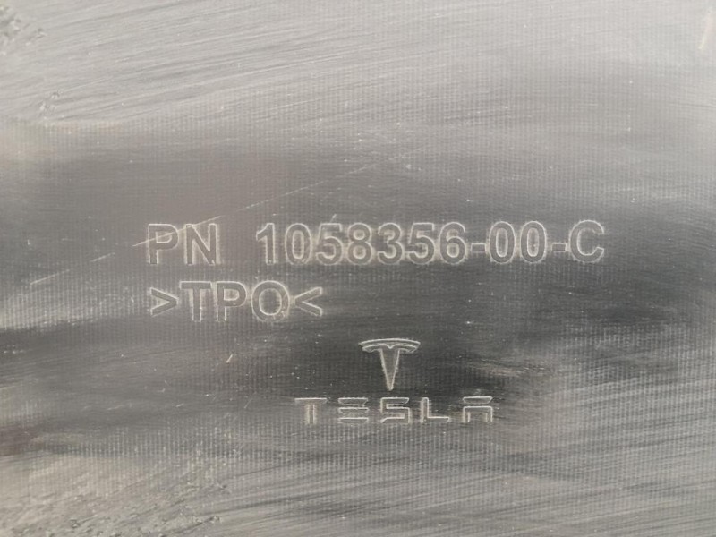 Paraurti INF POST 105835600C Tesla Model X 2015