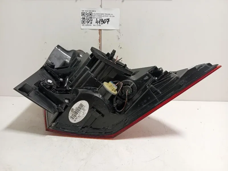 Fanale POST SX 5NA 945 095 D Volkswagen Tiguan I 2011