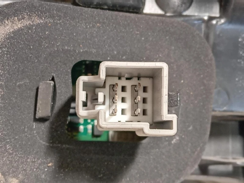 Fanale POST SX 32228279 GUARDARE FOTO CREPA Volvo XC90 II 2015