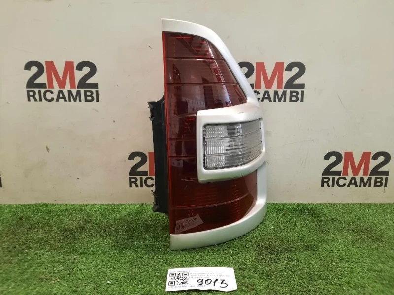 Fanale SUP POST DX MR548042 Mitsubishi Pajero III 2000