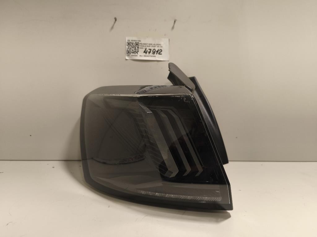 Fanale SUP POST SX 9836231280 Peugeot 3008 II 2020