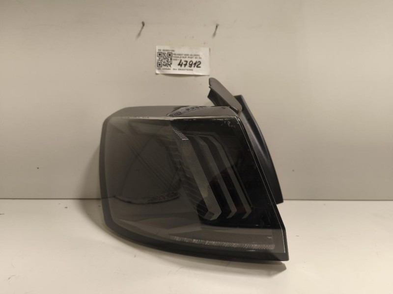 Fanale SUP POST SX 9836231280 Peugeot 3008 II 2020