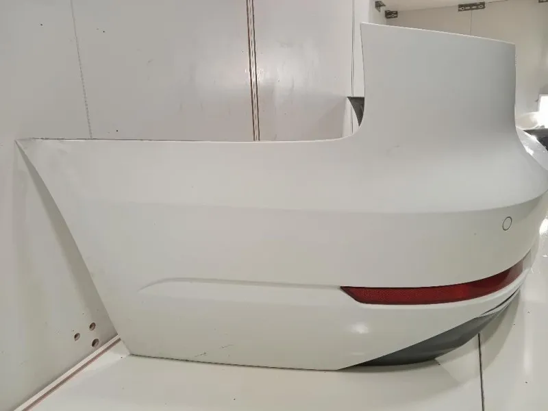 Paraurti POST 8W9807067A 8W9807511J Audi A4 8W5 Avant 2015