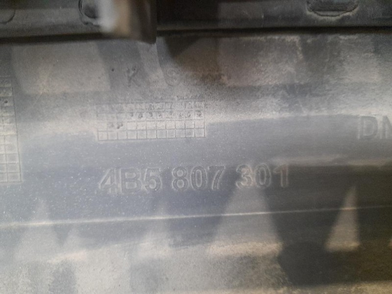 Paraurti POST 4B5807301 Audi A6 4B 1997