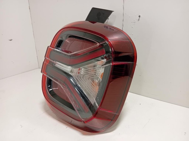 Fanale POST DX 265507316R Dacia Duster II 2021