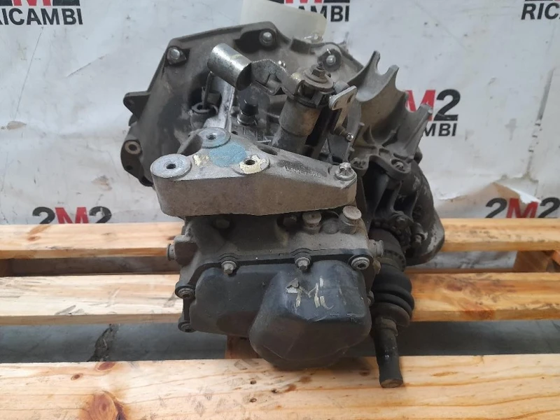 Cambio 55565177 Opel Corsa D 2007