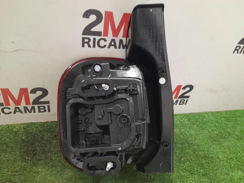 Fanale POST DX 265509473R Dacia Duster II 2021