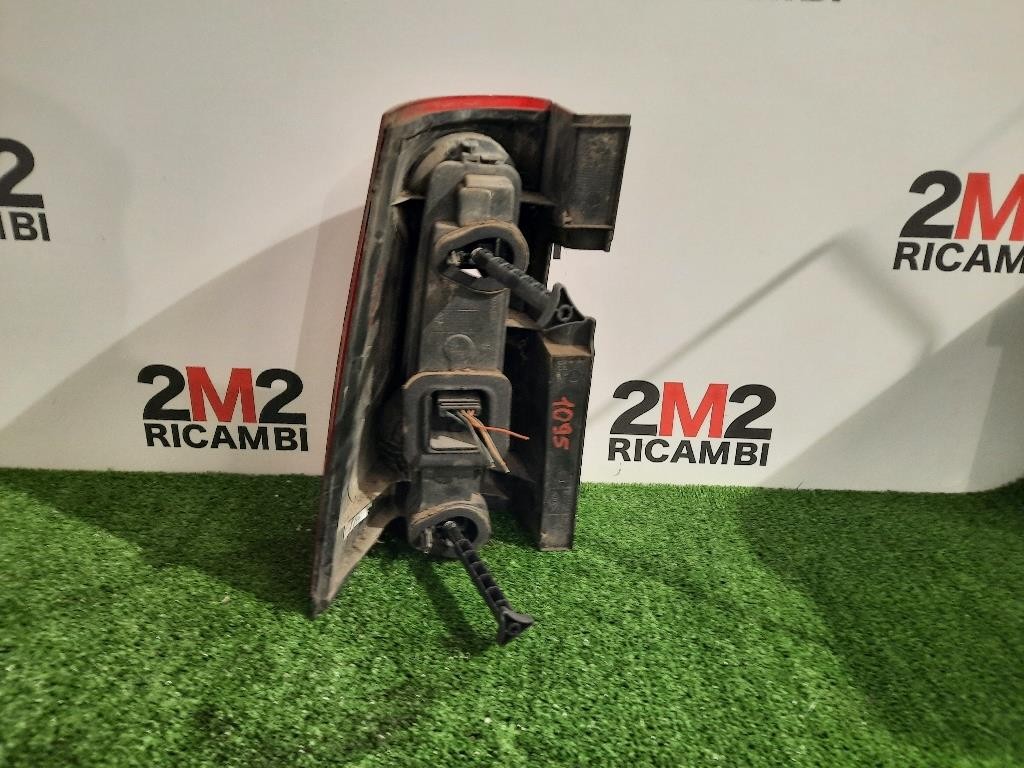 Fanale POST DX 8200864610 Dacia Logan MCV I 2008