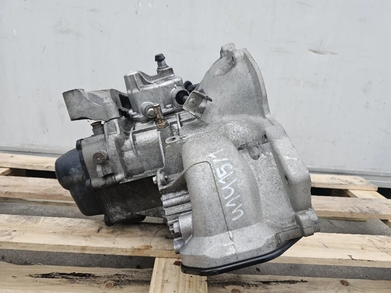 Cambio 24579784 Opel Corsa D 2011