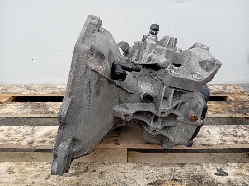 Cambio MDG 55565177 5 MARCE MANUALE Opel Corsa E 2014