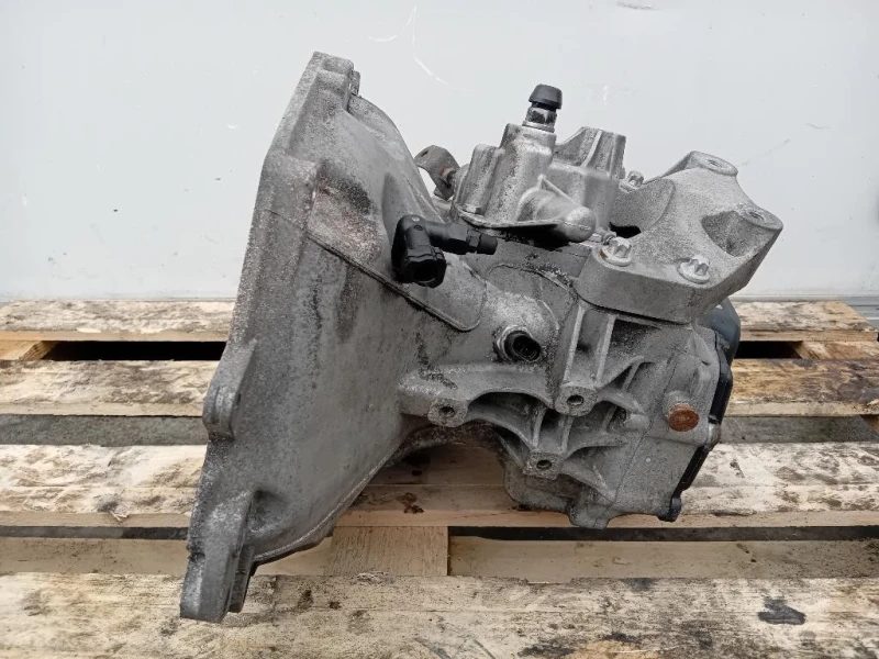 Cambio MDG 55565177 5 MARCE MANUALE Opel Corsa E 2014