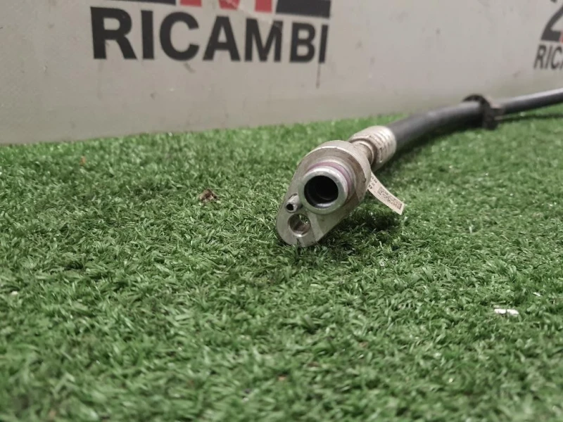 Flessibile AC Compressorecondensatore 8W0816741AL Audi A4 8W2 2015