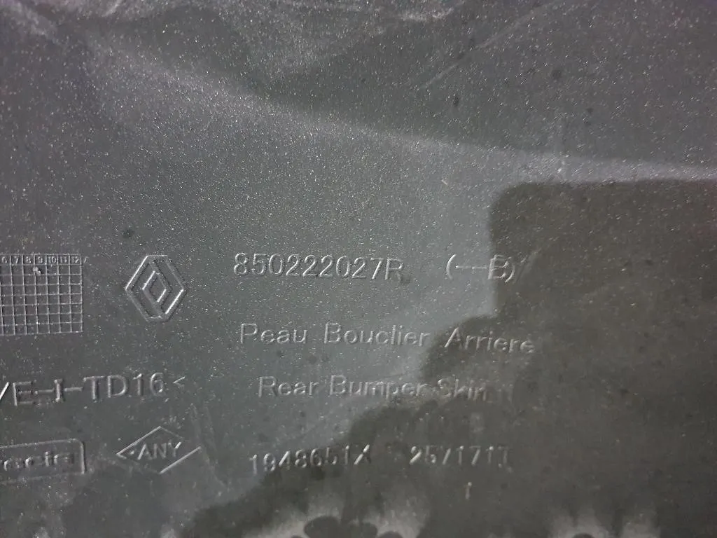 Paraurti POST 850222027R Dacia Duster II 2018