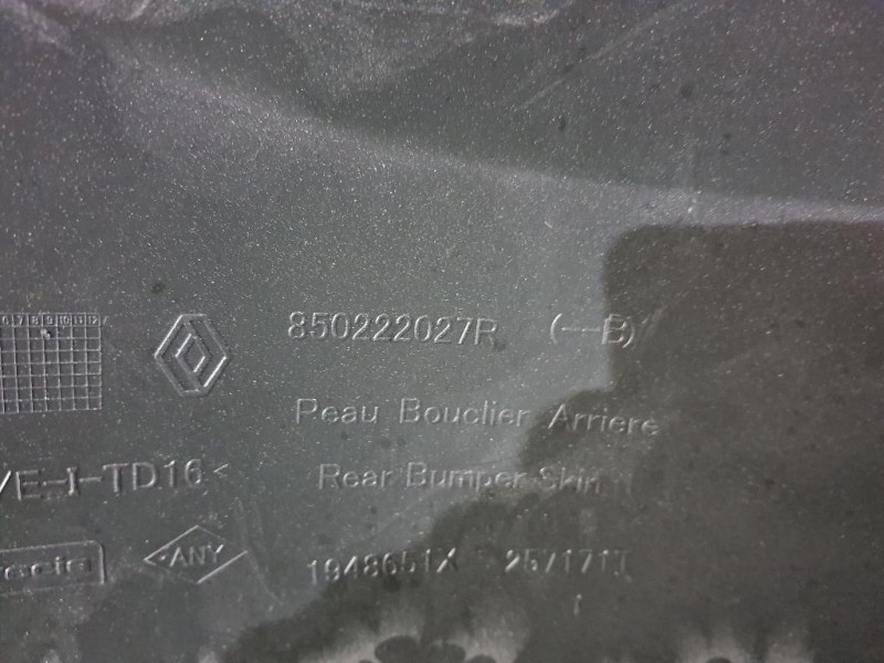 Paraurti POST 850222027R Dacia Duster II 2018