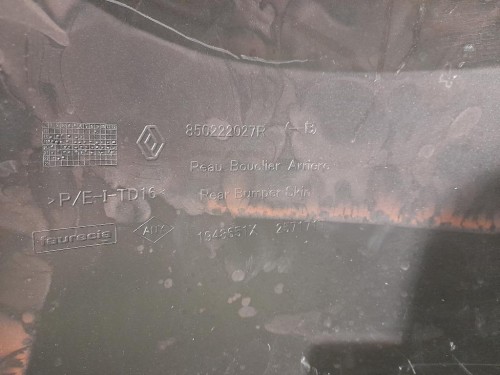 Paraurti POST NUDO 850222027R Dacia Duster II 2018