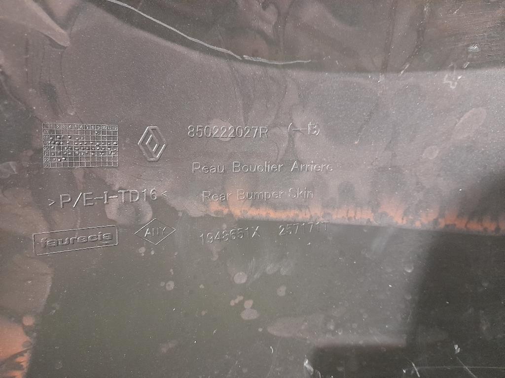 Paraurti POST NUDO 850222027R Dacia Duster II 2018