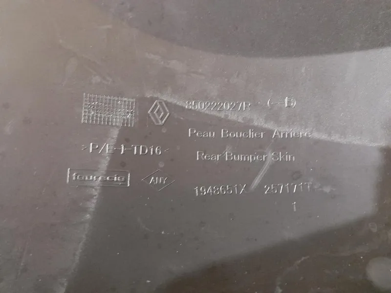 Paraurti POST 850222027R Dacia Duster II 2018