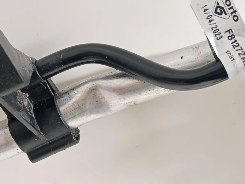 Flessibile AC Compressorecondensatore 9850361580 Opel Corsa F 2019