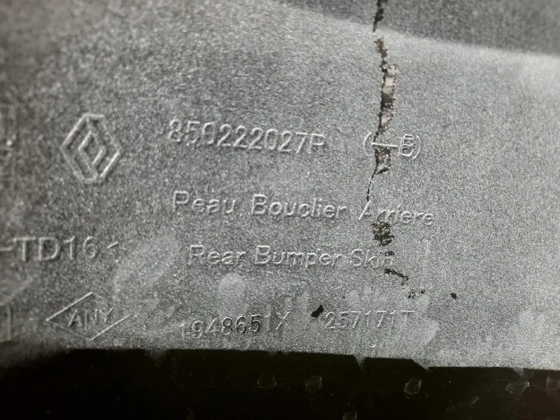 Paraurti POST 850222027R Dacia Duster II 2018