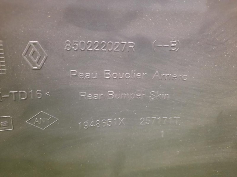 Paraurti POST 850222027R Dacia Duster II 2018