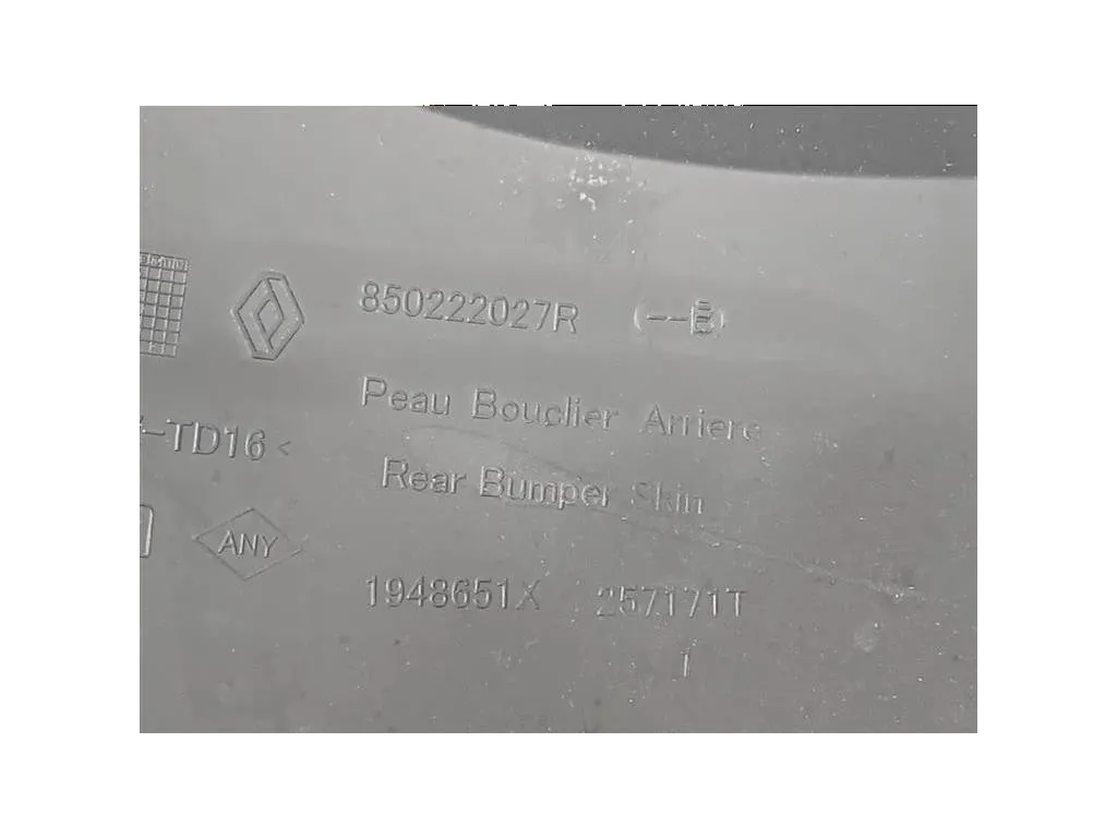 Paraurti POST 850222027R Dacia Duster II 2018