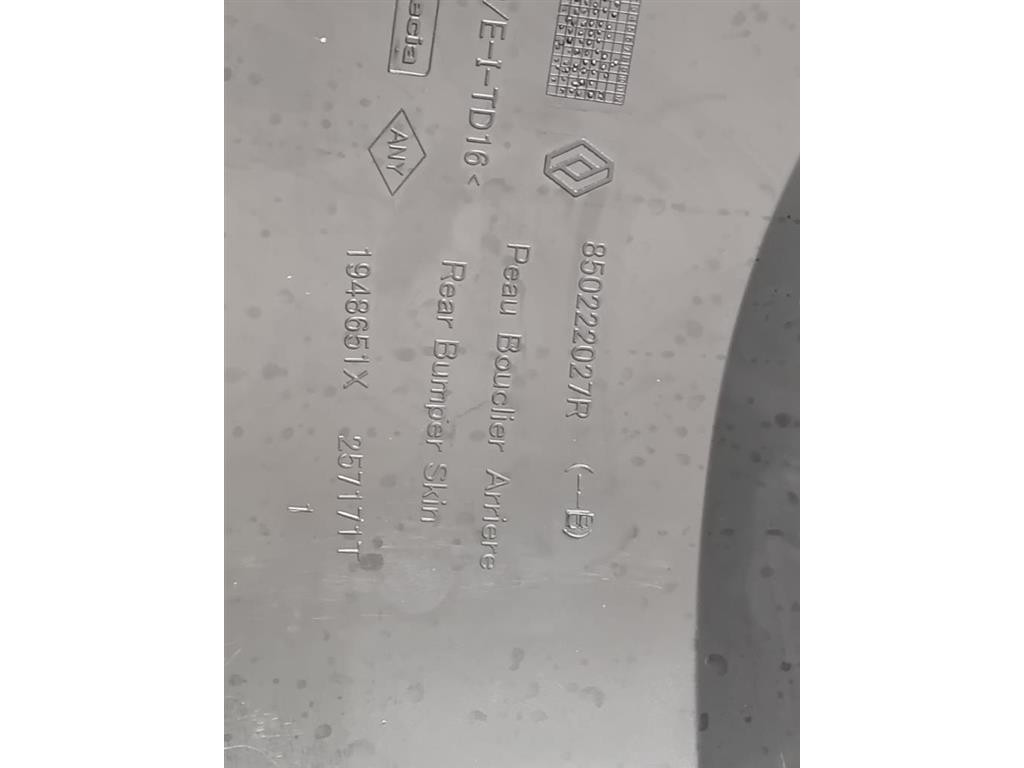 Paraurti POST 850222027R Dacia Duster II 2018