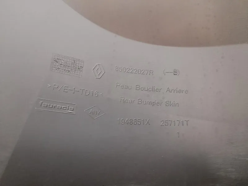 Paraurti POST 850222027R Dacia Duster II 2018