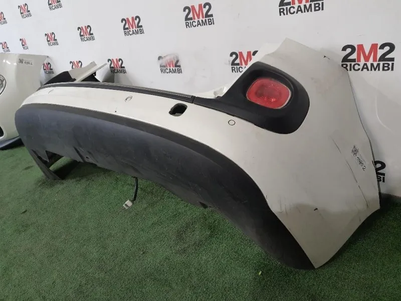 Paraurti POST 71777667 Fiat 500L 2013