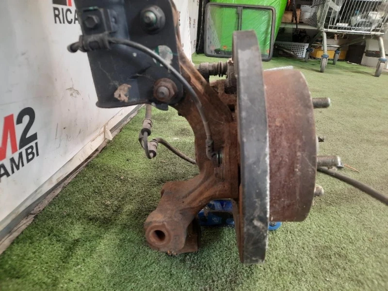 Fusello Ruota POST SX 527502E000 Hyundai Tucson I 2005