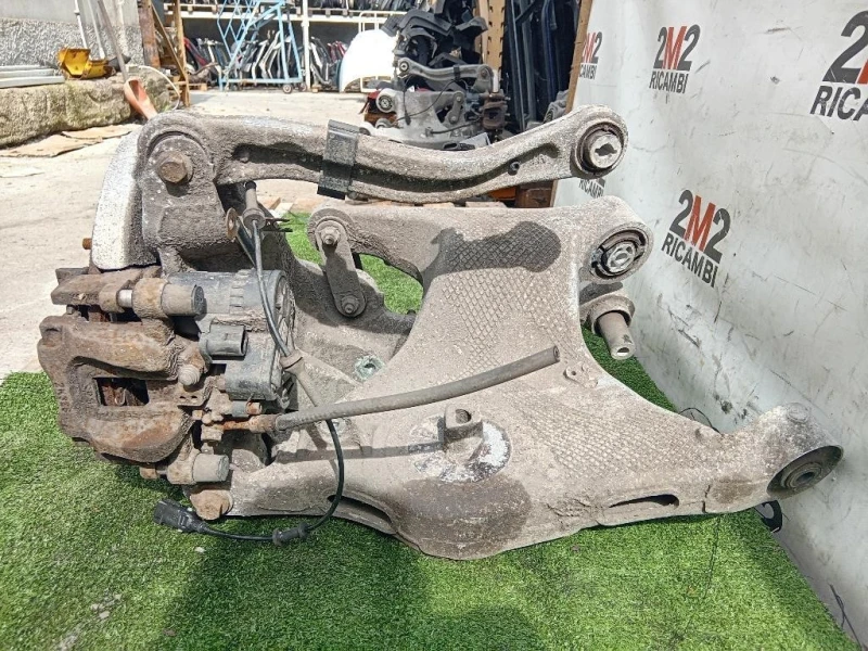 Fusello Ruota POST SX T2H45760 Jaguar XE 2015