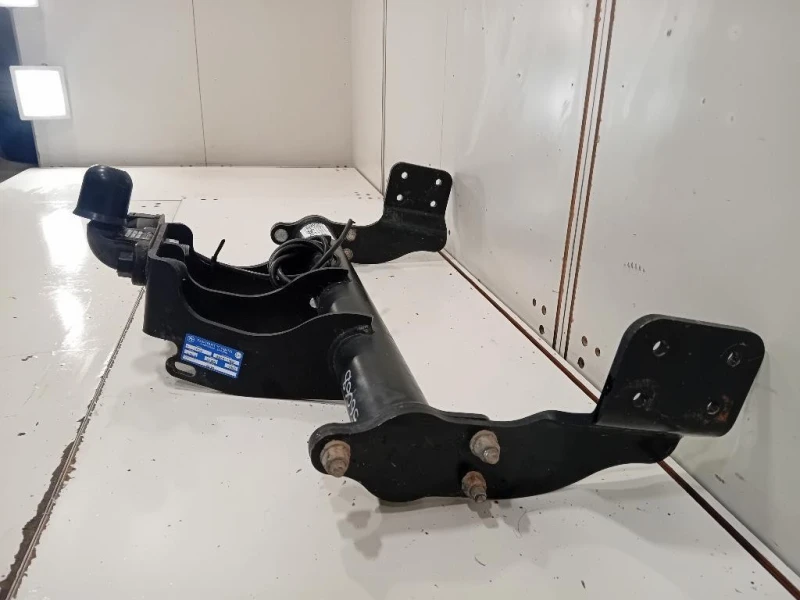 Gancio DI Traino POST GANCIO DI TRAINO POST Ford Transit Custom I 2013