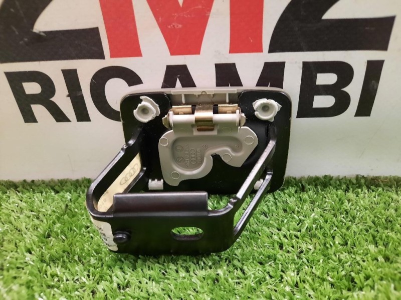 Gancio PER Tende Bagagliaio DX 8K9861736A Audi A4 8KH Allroad 2012