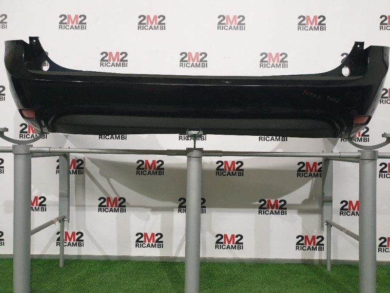 Paraurti POST 1523168 Ford Focus III SW 2008