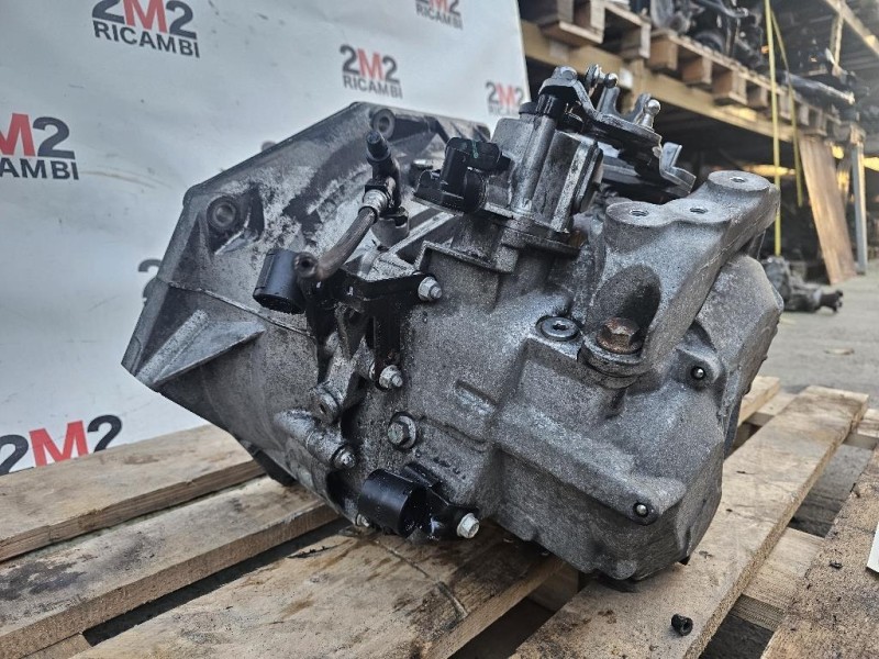 Cambio MYJ 6 MARCE MANUALE Opel Insignia A 2013