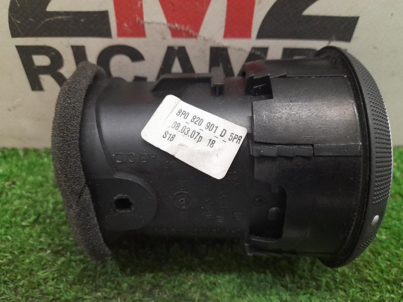 Griglia Condotto ARIA Cruscotto ANT DX 8P0820901D Audi A3 8PA Sportback 2004