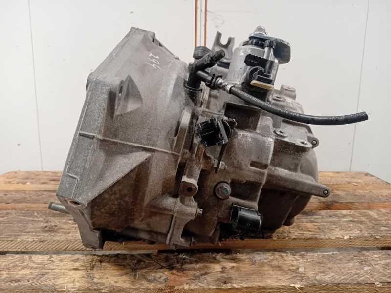 Cambio 55596350 6 M MANUALE Opel Insignia A 2013