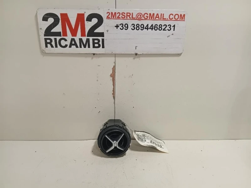 Griglia Condotto ARIA Cruscotto ANT DX A1768300754 DXSX Mercedes Classe A W176 2013