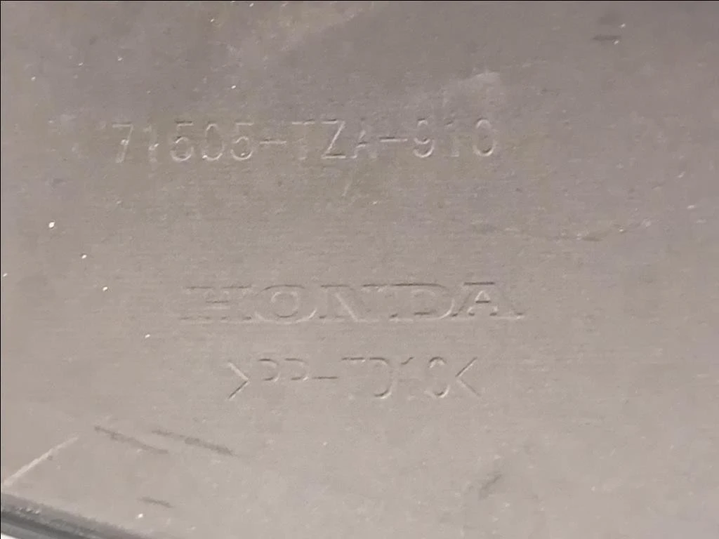 Paraurti POST 71505TZA910 IV SERIE 2023 Honda JAZZ IV 2023