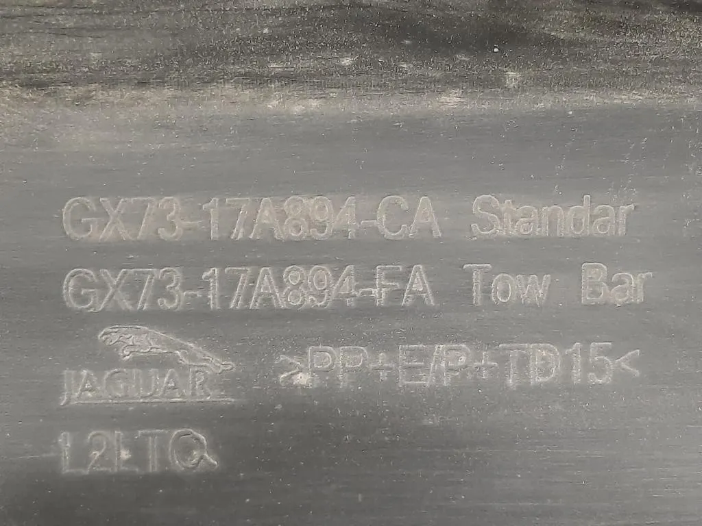 Paraurti POST CX73-17A894-CA Jaguar XE 2015