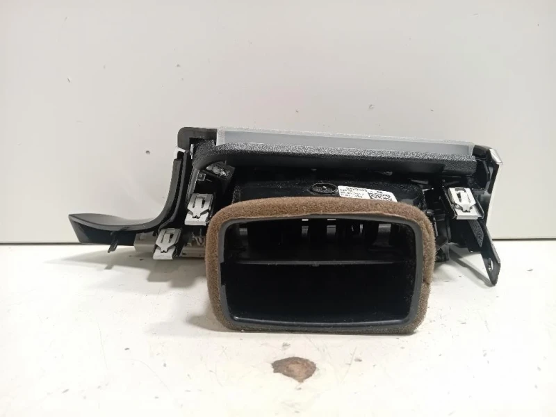 Griglia Condotto ARIA Cruscotto ANT SX 9329543 Bmw Serie 5 G30 Berlina 2016