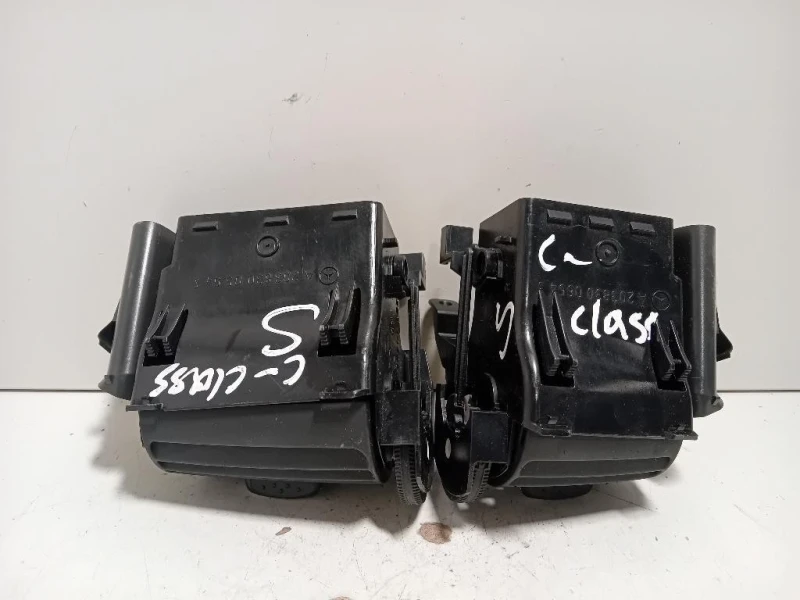 Griglia Condotto ARIA Cruscotto ANT SX A2038302754 A2038300554 Mercedes Classe C W203 2000