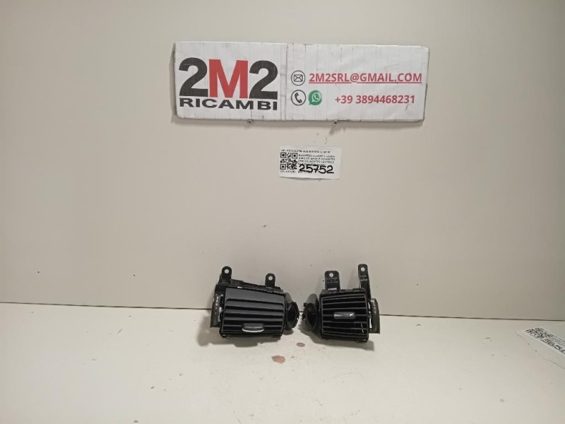 Griglia Condotto ARIA Cruscotto ANT SX A2038302754 A2038300554 Mercedes Classe C W203 2000