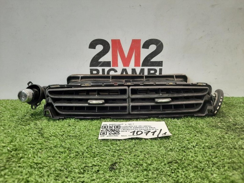 Griglia Condotto ARIA Cruscotto Centrale 9685312877 Citroen C3 III 2016