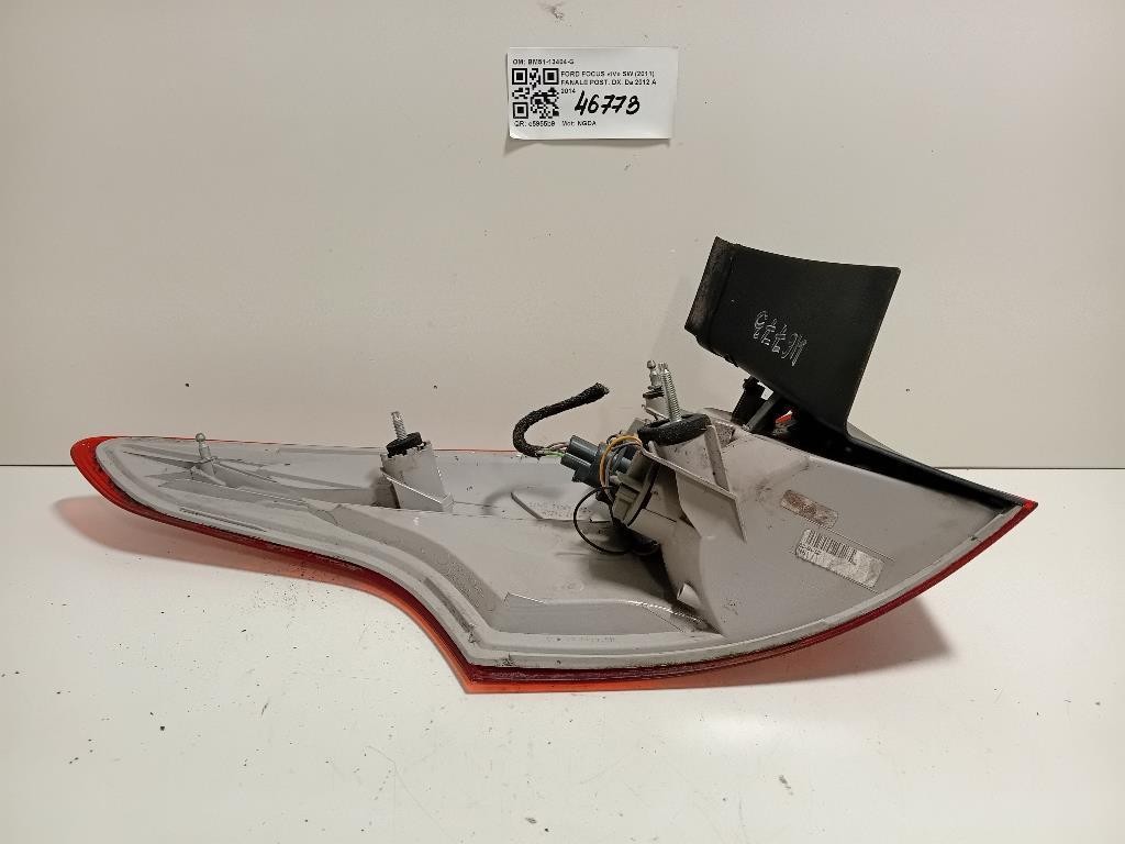 Fanale POST DX BM51-13404-G Ford Focus IV SW 2011
