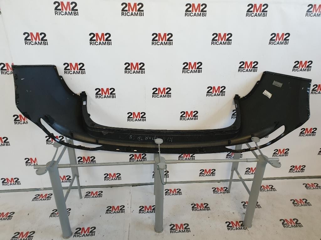 Paraurti POST 866113U010 Kia Sportage III 2010