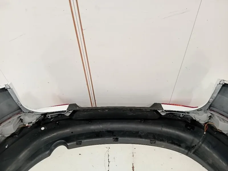 Paraurti POST 86611-3U000 Kia Sportage III 2010