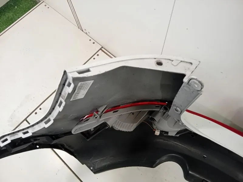 Paraurti POST 86611-3U000 Kia Sportage III 2010