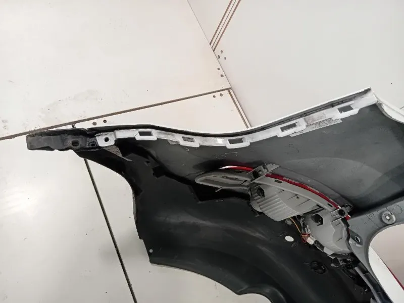 Paraurti POST 86611-3U000 Kia Sportage III 2010